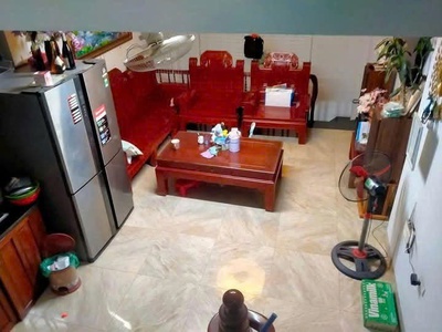 Bán gấp nhà đẹp 5 tầng mặt phố Hoàng Công, 50m2, mặt tiền 4m, vị trí đẹp, kinh doanh tốt, giá 18.5 0