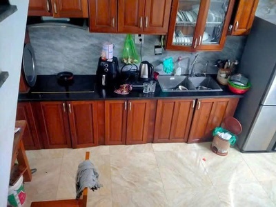 Bán gấp nhà đẹp 5 tầng mặt phố Hoàng Công, 50m2, mặt tiền 4m, vị trí đẹp, kinh doanh tốt, giá 18.5 1