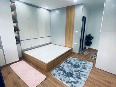 Bán CHDV đường Láng 8 phòng khép kín full đồ thang máy dòng tiền gần 600 triệu/ năm hơn 11 tỷ 4