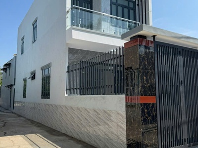 Cần tiền bán gấp căn nhà mới xây trong KDC 1