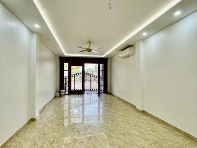 Cho thuê nhà Tây Tựu gần UBND Bắc Từ Liêm thông sàn 60m2, 6T có TM 0