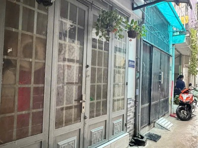 Nhà xinh sổ hồng riêng 1 lầu chỉ 2 tỷ 490 triệu bến xe buýt hiệp thành q12 0