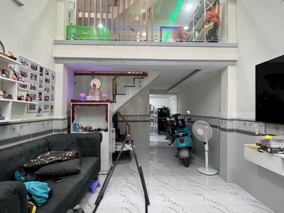 Nhà mới lửng 1lầu 3pn 3.7x11m phạm thế hiển p6q8 0