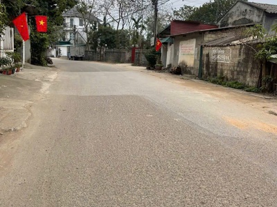 Bán lô đất 210m    mặt tiền 10m 1