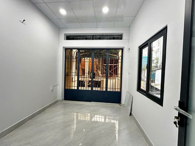 Nhà quận 10   sát mặt tiền đường 3 tháng 2   giá chỉ 6,6 tỷ 1