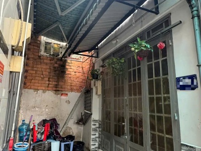 Nhà xinh sổ hồng riêng 1 lầu chỉ 2 tỷ 490 triệu bến xe buýt hiệp thành q12 1