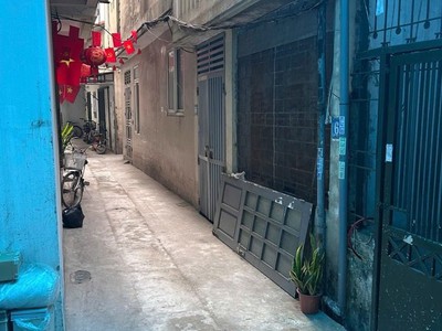 Khu vực vip trung tâm cầu giấy- giá đầu tư- hai mặt ngõ   tiện ích bạt ngàn   46 m2. 1