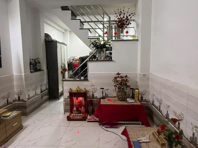 Nhà xinh sổ hồng riêng 1 lầu chỉ 2 tỷ 490 triệu bến xe buýt hiệp thành q12 2