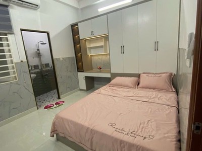 Nhà đẹp 4 tầng   nhỉnh 5 tỏi  q.12 2