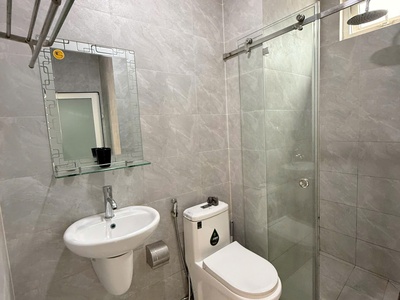 Nhà mới 5.5x8.1m, nh6m hẻm 388 hưng phú p.chánh hưng p9q8 3