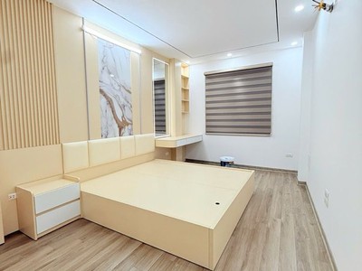 Nhỉnh 12 tỷ sở hữu nhà mới thang máy giáp bát, 42m2 x 5 tầng 3