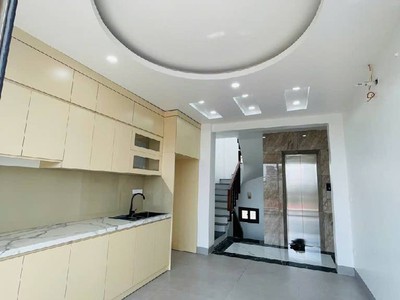 Nhà mới kính coong - mặt ngõ ô tô   trung tâm tây hồ - kinh doanh - thang máy  30/35m2 . 2