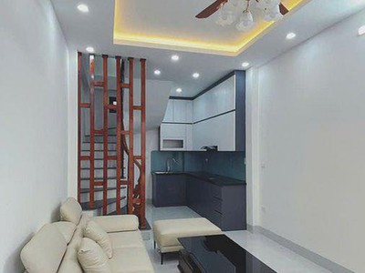 Hàng xóm vinhomes riverside 30m2 6 tầng, ô tô đỗ cổng - nhỉnh 7 tỷ 1