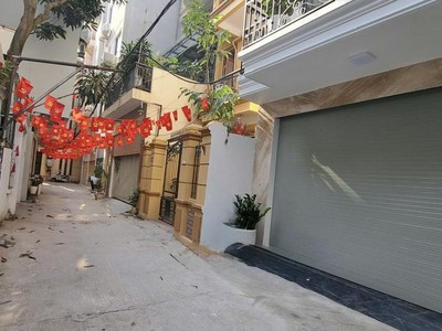 Phố ngọc lâm 81m2, 6 tầng, mt5m dân xây, gara 7 chỗ, thang máy - 23.x tỷ 0