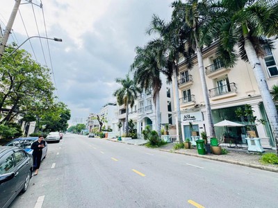 Bán biệt thự khu nam thông 3 - quận 7 đang có hợp đồng thuê sẵn 1