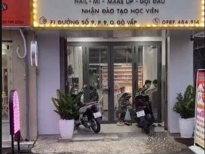 Cần sang nhượng lại tiệm nail 0