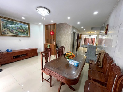 Bán nhà mặt tiền 5 tầng có thang máy khu vip bên sông hbc 90m gần gigamall chỉ 14.7 tỷ 0