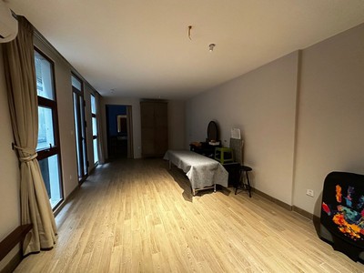 Linhhk bán nhà dòng tiền cạnh phố huế   50m , 7 tầng, thang máy 2