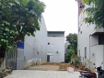 Bán đất phong bắc 5, kẹp cống thoáng - hòa thọ đông - sát c2 nguyễn văn linh 0