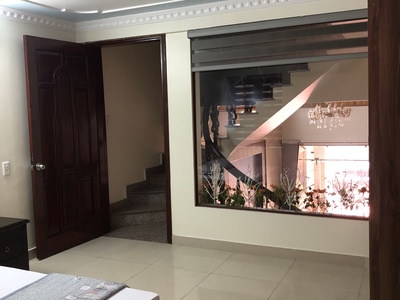 Cho thuê nhà khu phân lô Văn Cao, 5 p.ngủ khép kín  90m2 . 6