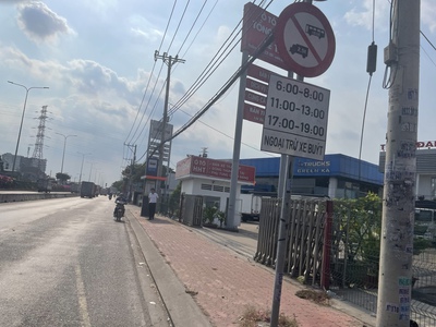 Bán đất 3 mặt tiền 50x100m giá 280 tỷ đường quốc lộ 1a 2