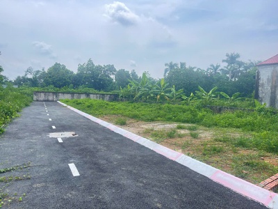 Trục chính hàng Fo nằm cách đại học quốc gia 1,5km. 1 lô giá ngoại giao tốt nhất thị trường 3