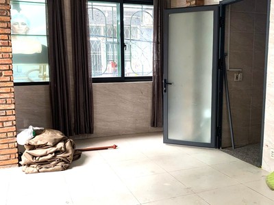 Thuê nhà nguyên căn hxt  lô góc quận 8, 4 tầng cải tạo đc 8pn, giá 30tr 0