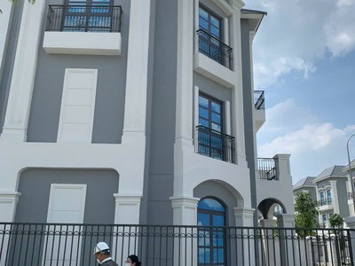 Bán biệt thự đơn lập v3-96    giá tốt    chính chủ cần bán tại the manhattan glory, đường nguyễn 3