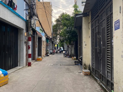 Bán nhà khu vip tân phú   3 tầng - hẻm ô tô quay đầu   gần đh công thương   aeon mall   chỉ 6 tỷ 1