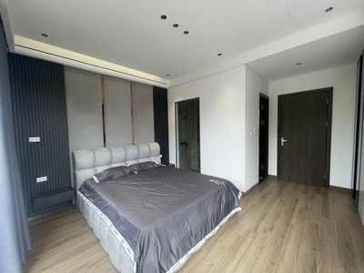 Nhà mới lung linh phố ngọc thuỵ - lô góc 37m - thang máy - oto vào nhà - giá 14,7 tỷ 3