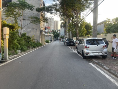 Bán lô góc 3 mặt thoáng 38,4m2 đất An Đào D. Giáp công viên, đối diện nhà văn hóa và Vin 4