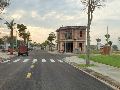 Cần bán nền 70m2 Alana City ngay trục chính nhìn sang công viên 1,1 tỷ 0