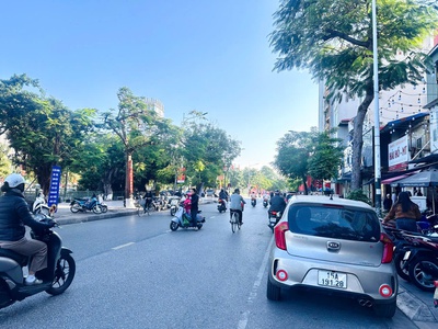 Bán nhà 5 tầng mặt đường Nguyễn Đức Cảnh, Lê Chân, Hải Phòng. 66,9m2- 29 tỷ 4