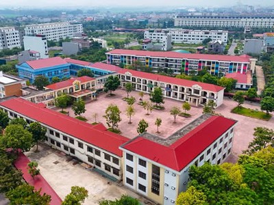 Bán gấp căn liền kề 3,5 tầng - view công viên thoáng mát 3