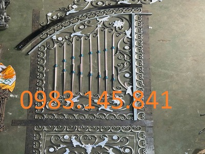 Cổng inox sắt mỹ thuật chuẩn đẹp, chất lượng 0