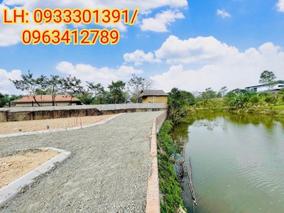 Bán gấp - đất cực hiếm - view trực diện hồ hòa lạc siêu vip - gần trường đại học, khu công nghệ cao 0