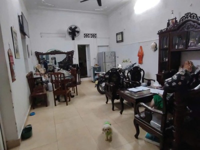 Bán nhanh nhà vị trí đẹp lạc long quân - cầu giấy 50x5 3 tầng - giá 9 tỷ x - ngay hồ tây lộng gió 0