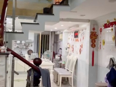 Nhà 4 tầng hxh đường hưng phú p10q8. giá: 6.7 tỷ bớt lộc 1