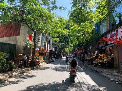 Vị trí đẹp, bán nhà mặt phố vĩnh phúc bưởi, vỉa hè kinh doanh, ô tô tránh, chỉ 21 tỷ 0