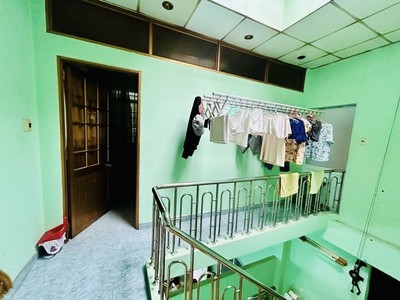 Mua 1 được 2   nhà chia 2 căn riêng   4 tầng   107m   ngang 7.6   giá tốt 6.x 2