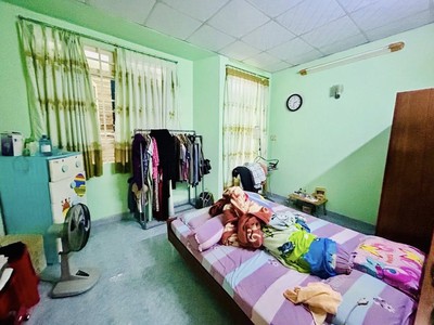 Mua 1 được 2   nhà 4 tầng   107m ngang 7.6   chia 2 căn riêng   sẵn dòng tiền chỉ 6.x 4