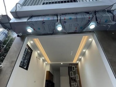 Lô góc 35m phố lệ mật - oto đỗ cổng - nhà mới kính koog - giá chỉ nhỉnh 7 tỷ 0