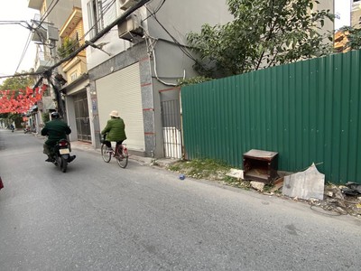 Bán đất ngọc thuỵ 91m x 4m3 mặt ngõ kinh doanh, oto thông. 0