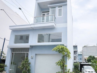 Nhà  5 tầng-dt sàn hơn 208m2,hxh ngay lê văn việt-hoàng hữu nam,q9  6tỷ9 0