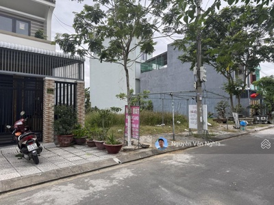 Chính chủ gửi bán đất đường dương tôn hải gần biển non nước, ubnd hòa hải 0