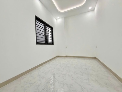 Nhà đẹp hiếm vào ở ngay sát phạm văn đồng hiệp bình chánh cách 20m  ra hxh. 3