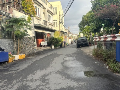 Hiếm  đất mặt tiền trường thọ 150m , đường xe tải, xây cao tầng, chỉ 12.5 tỷ gần metro 1