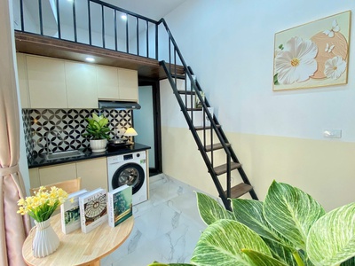 Cc cần bán tòa ccmn 7 tầng thang máy.lai xá .ngõ thông.lô góc 3 mặt thoáng. dòng tiền ổn định. giá 3