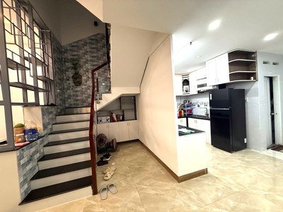 Nhà đẹp 135m2, đường 1a hoàng hữu nam, q9 kết nối nhiều tiện ích 6tỷ85 1