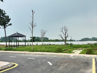 Bán nhanh lô góc hoa hậu tại hòa lạc, dt 100m2, full thổ cư, gần ql21, khu cnc, đhqg 1